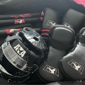 Kids Martial Arts Gear Set - Black